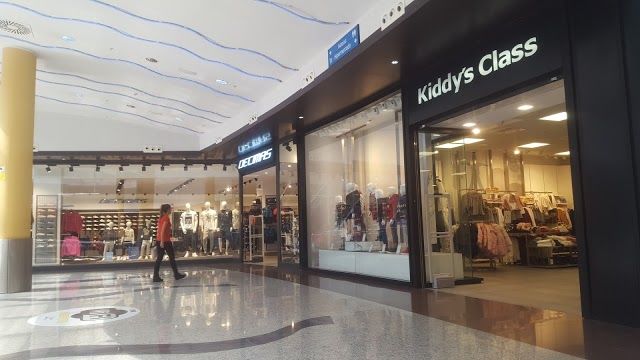 Centro comercial Águilas Plaza