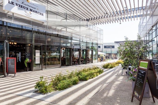 Buld'air Shopping Centre