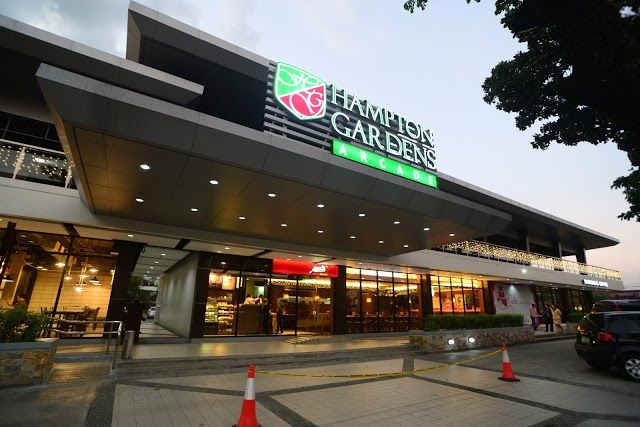 Hampton Gardens Arcade