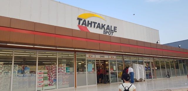 Tahtakale Spot Shopping Center