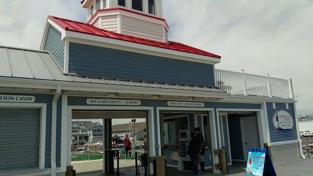 Lighthouse Point Miniature Golf Club