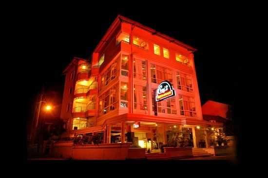 Choy's Waterfront Residence