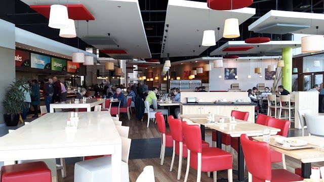 Centre Commercial Cap Emeraude