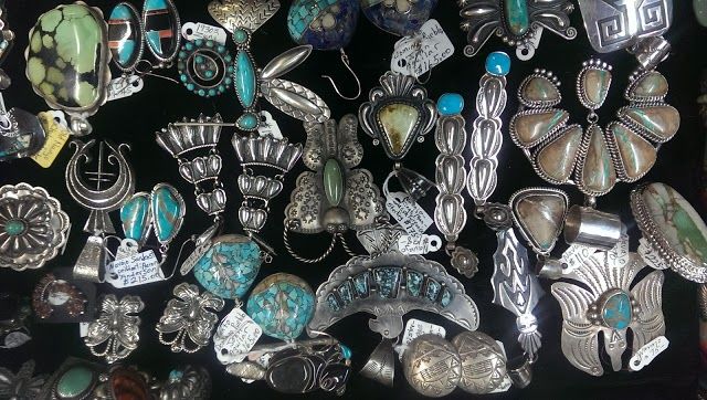 Frontier Plunder Antiques