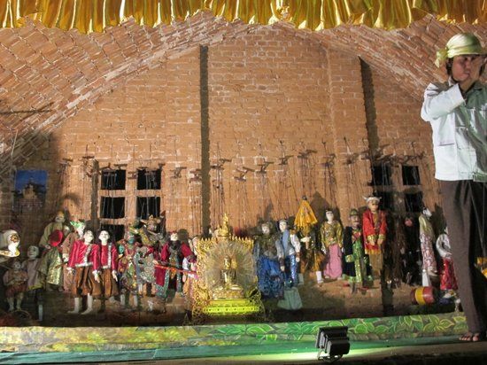 Nanda Restaurant and Puppet Show