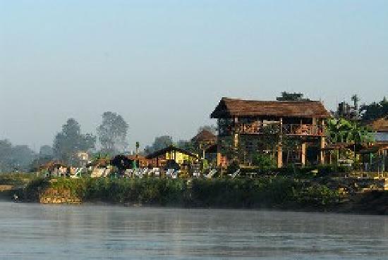 Sunset View Restaurant & Bar