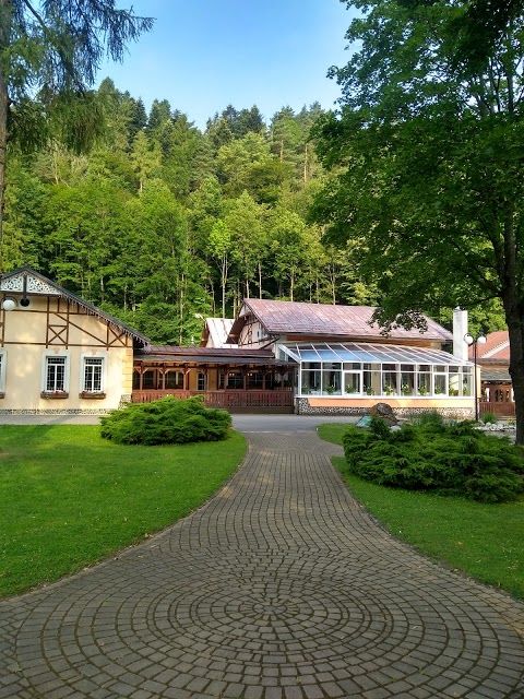 KUPELE CERVENY KLASTOR Smerdzonka