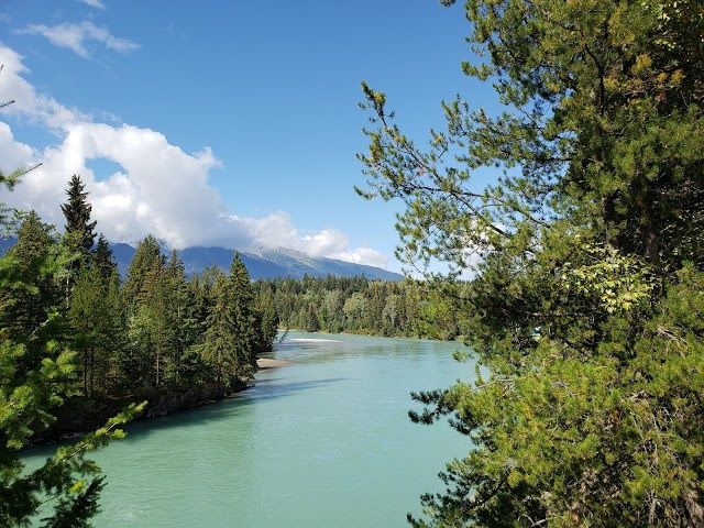 Stellar Descents White Water Rafting