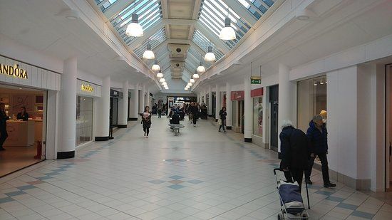 Swan Walk Shopping Centre