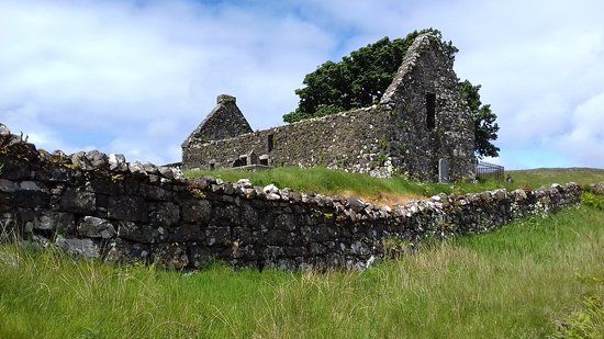 Dunvegan Two Churches Walk
