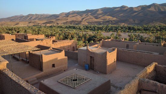 Kasbah Des Caids Du Mezguita