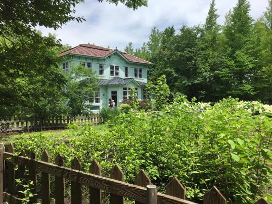 Fukazawa Koko Nonohana Painting Museum