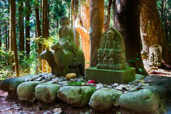 Harioshi Point Gyu-Ba Douji Statue
