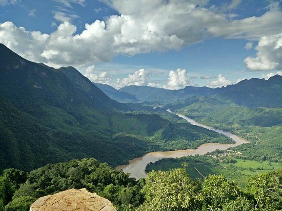 Viewpoint Nong Khiaw
