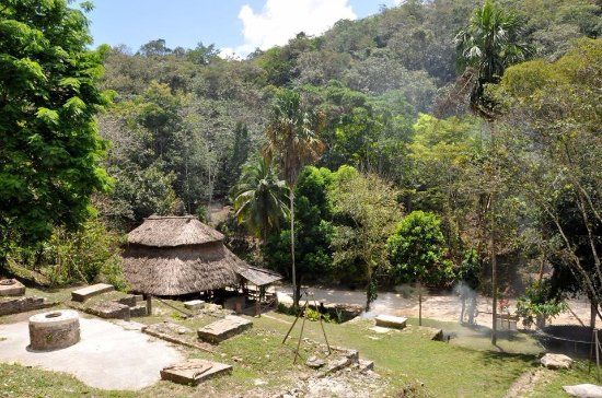 Sak Tunich Art Gallery