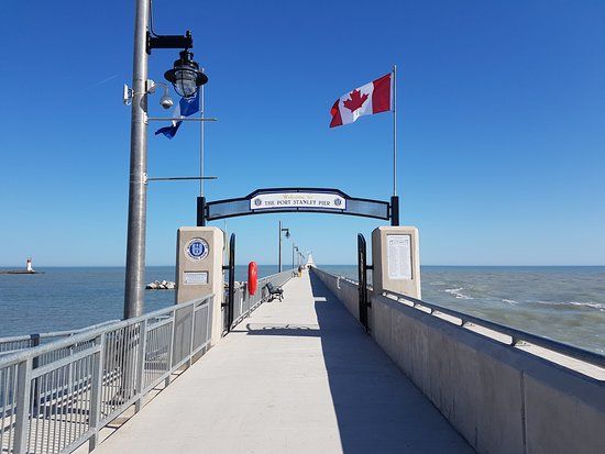 Port Stanley Lighthouse