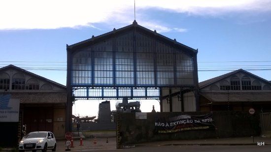 Pórtico Central do Cais do Porto