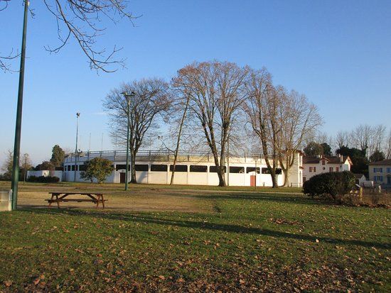 Les Arenes Henri Capdeville