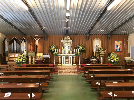 la Parroquia de Santa Genoveva Torres Morales