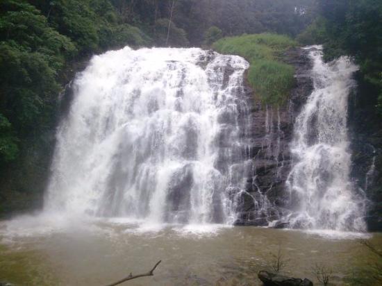 Onake Abbi Falls