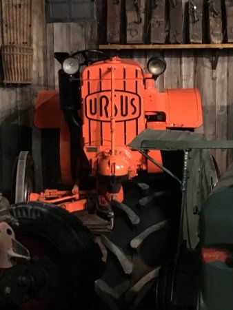 Auto & Traktor Museum