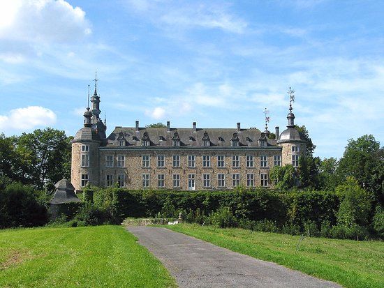 Chateau De Mirwart