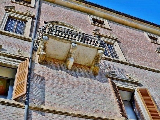 Pinacoteca civica Fortunato Duranti