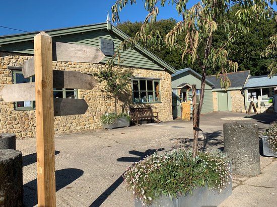 Broadwindsor Craft and Design Centre