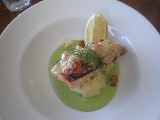 Wharf Restaurant Cocktail Lounge & Bar