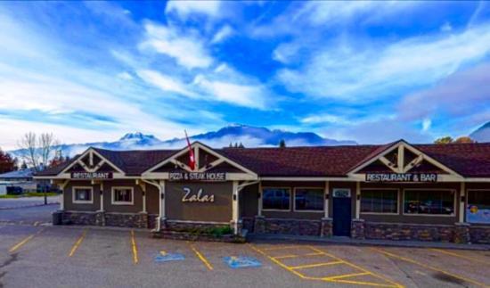 Zala's Steak & Pizza House