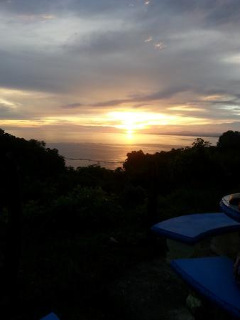 Rick's Bar y Restaurante