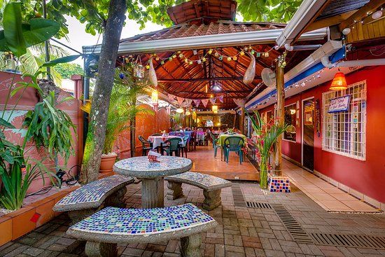 Los Almendros Restaurant Esterillos Oeste