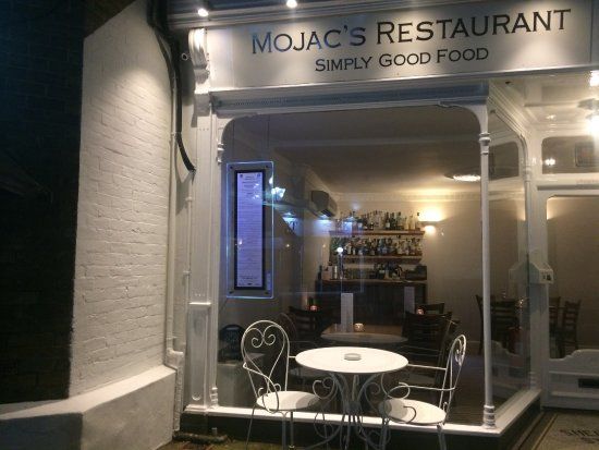 Mojac's Restaurant and Bar