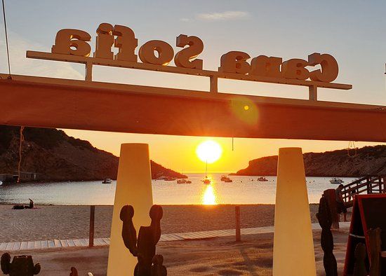 Cana Sofia e Beach Cocktail Bar