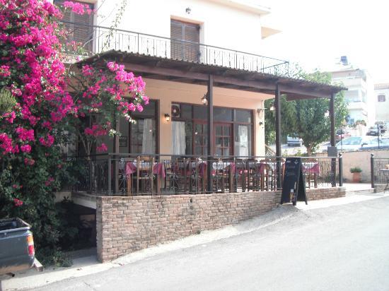 Taverna Marouvas