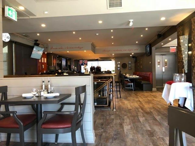 Mama Mia's Italian Eatery