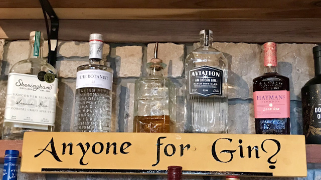 Globe Cafe & Tapas Bar