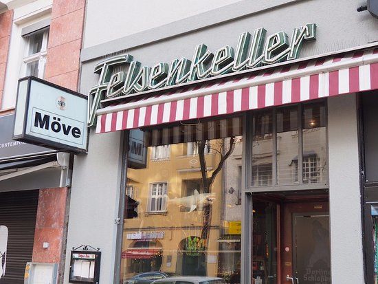 Moeve Im Felsenkeller