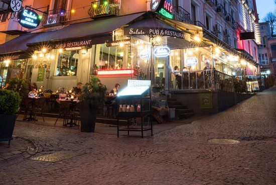 Salute Pub & Restaurant