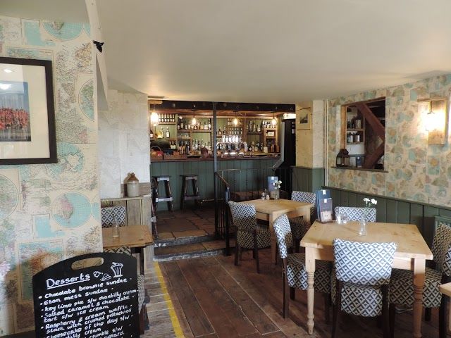 The Buddle Inn