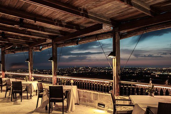 The De Mondion Restaurant