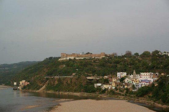 Bahu Fort