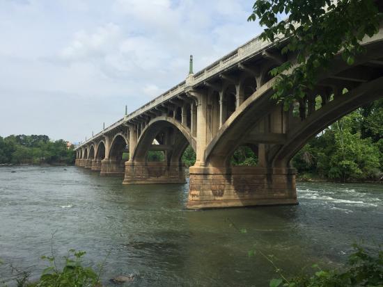 Gervais Street Bridge