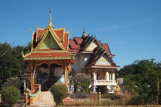 Temple Wat Pha Bat