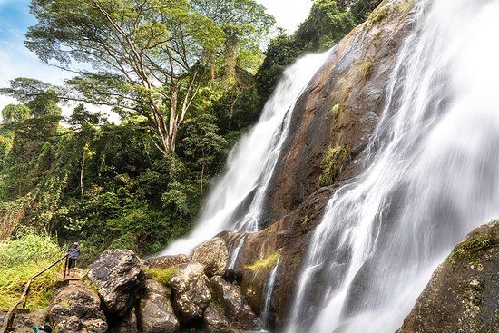 Hunnasgiriya Water Fall
