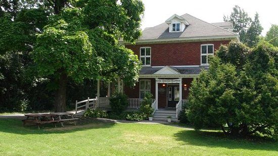 Musee Armand-Frappier