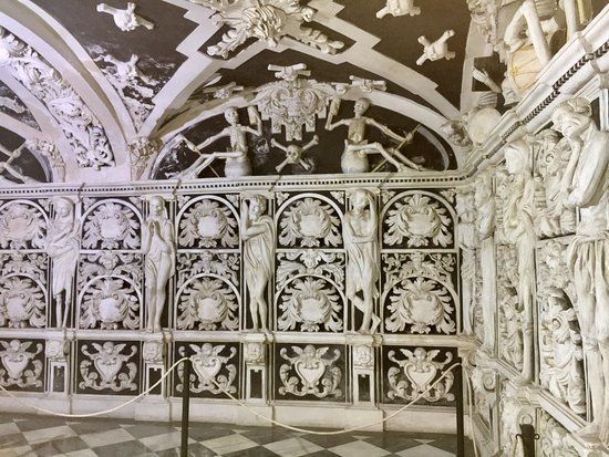 Kosciol Santa Maria de la Victoria