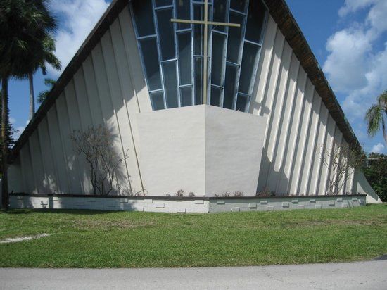 First Congregational Church of Christ in Fort Lauderdale