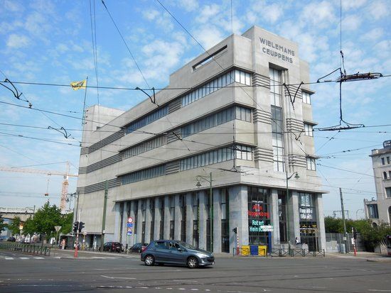 Centre d'art contemporain WIELS