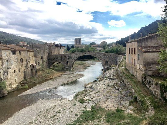 Abbaye Sainte-Marie de Lagrasse